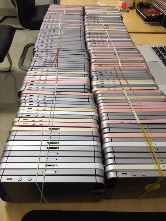 iPhone SE工作室游戏机se 12-...