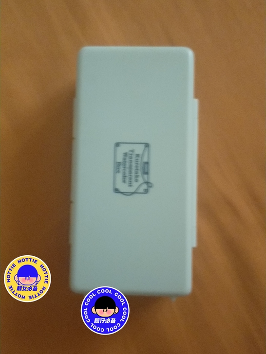 用过两次小量试色，省颜料所以没擦调色盘，想...