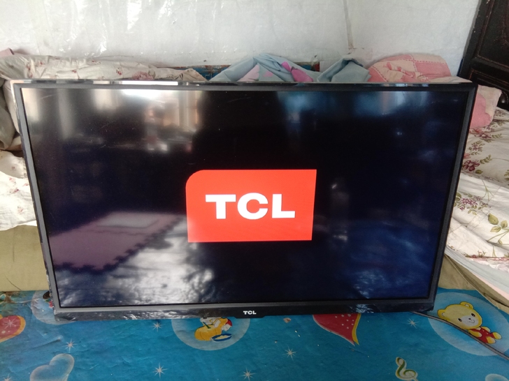 TCL电视32寸,成色很新,自己家的电视,...