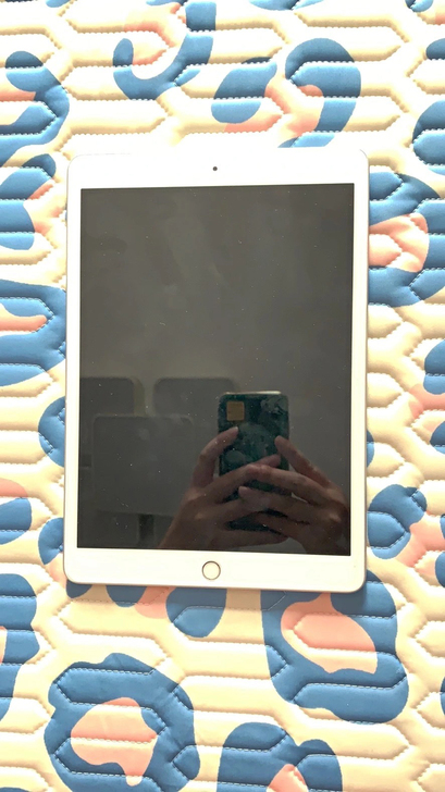 出一台个人闲置自用iPad9.7寸苹果平板...
