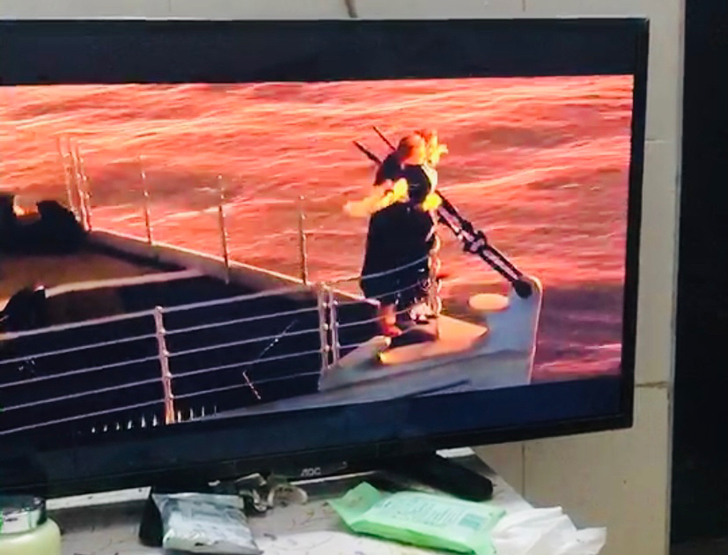 自用无修Aoc 32寸液晶电视。500