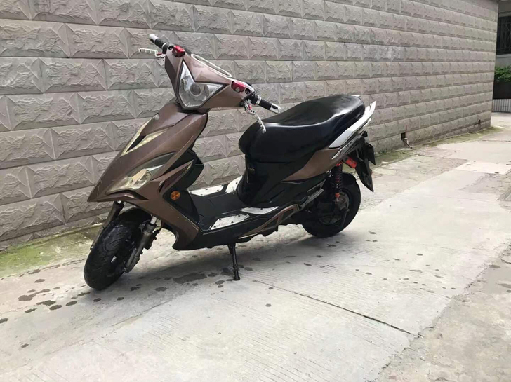 绿源电动车1500控制器和1500电机. ...
