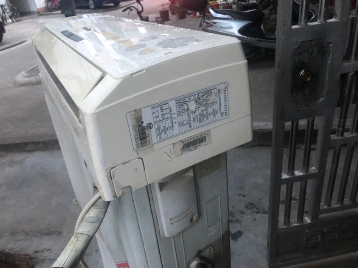 搬公司拆迁格力空调一批,,制冷效果好。冷暖...