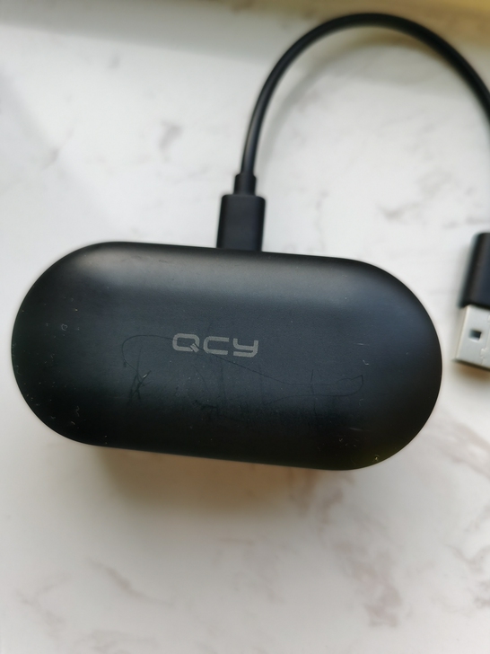 耳塞式蓝牙耳机，QCY T1C几乎全新，