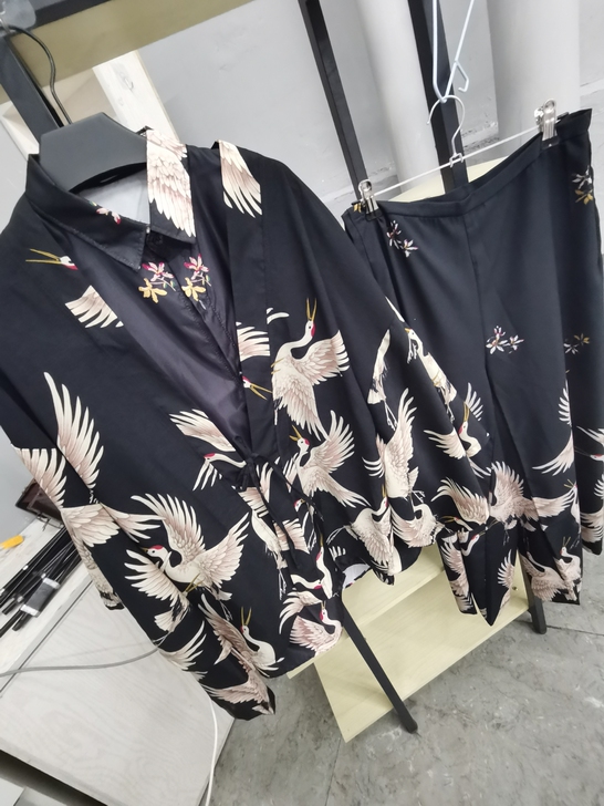 撤店了,男汉服古风数套,看图选购,截图询价...