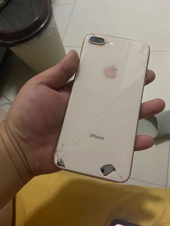 iPhone 8 Plus国行64游戏机,...