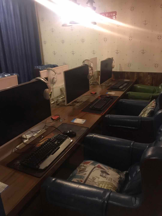高配网吧台式机正品英特尔处理器台式整机游戏...