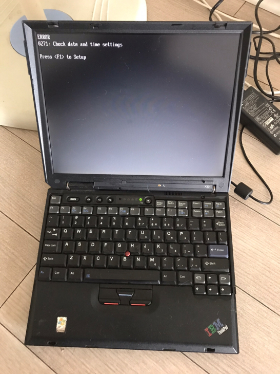 IBM thinkpad t23 图拉丁