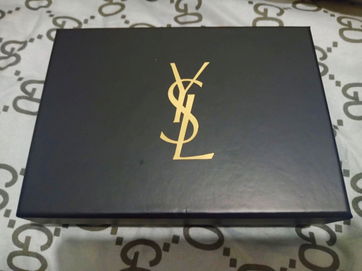 转卖 ysl香水套装，全新，保真，专柜积分...