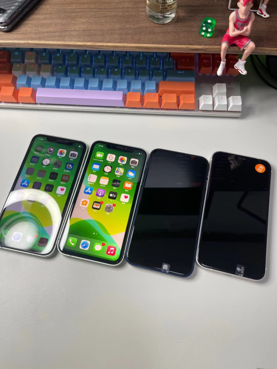 iPhoneXR改12/64G