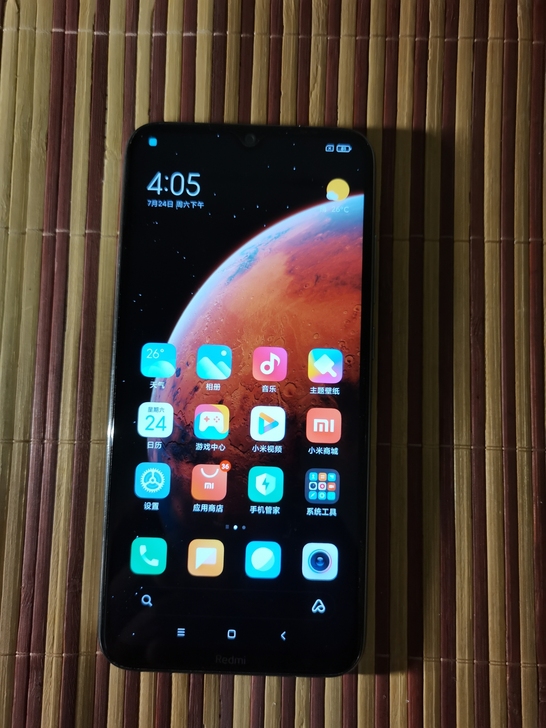 红米Note8,6+64,成色如图,后壳有...