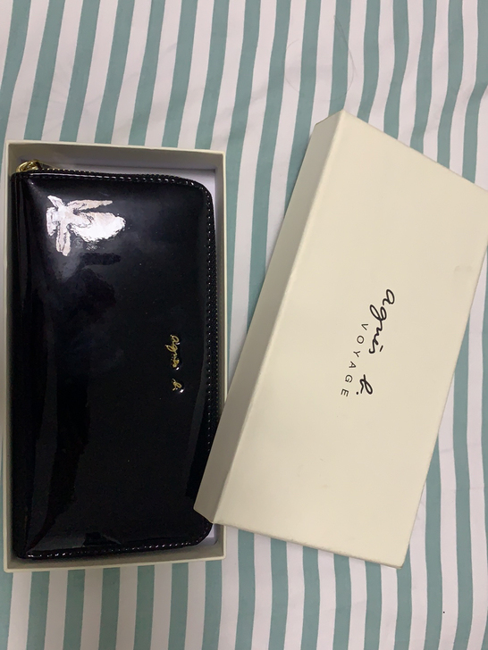 时尚漆皮钱包,全新