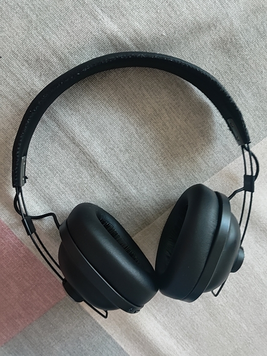 松下蓝牙头戴耳机rp-htx80b 有点划...