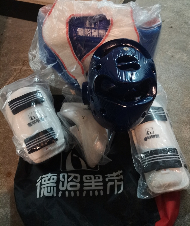 全新跆拳道全套护具120
