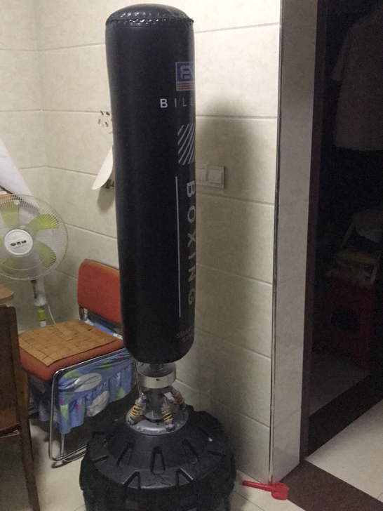 比纳拳击沙袋散打立式家用不倒翁沙包吊式成人...