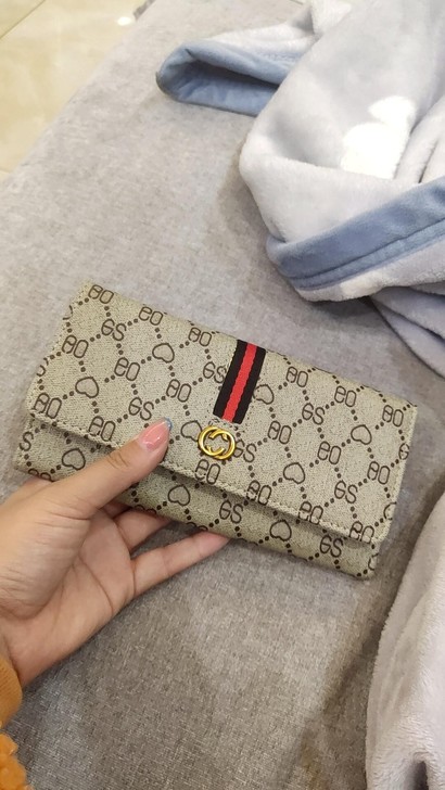 钱包女长款新款欧美女长款钱包搭扣大牌女士钱...