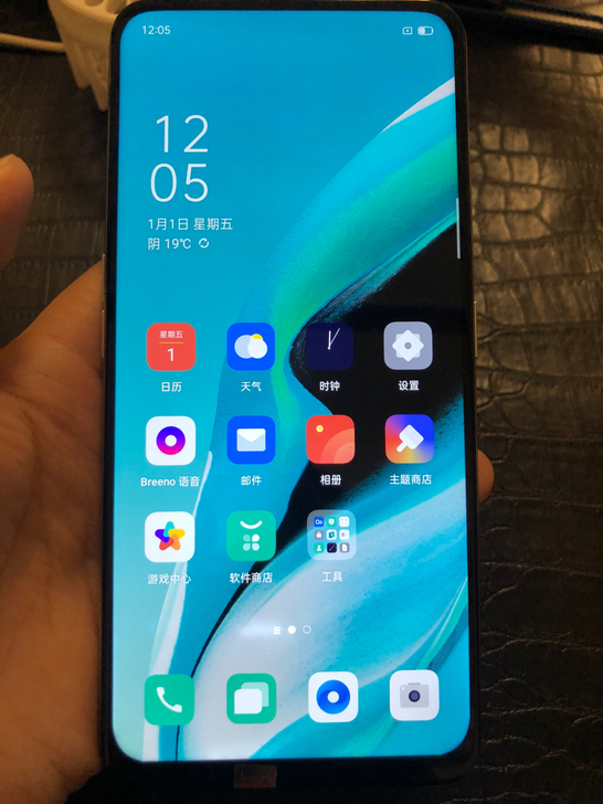 二手手机：oppoReno2z，高配8+1...