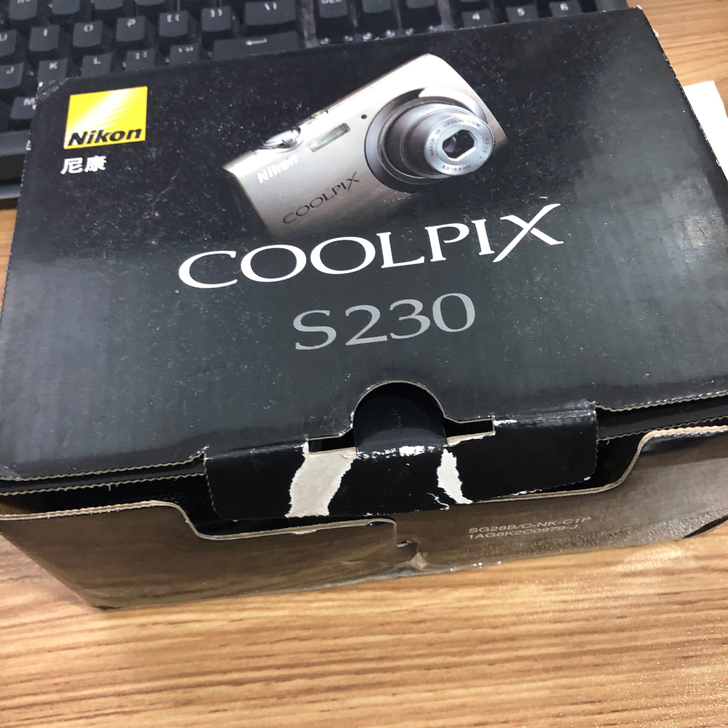 尼康s230新旧程度9新没用过几次可触屏还...