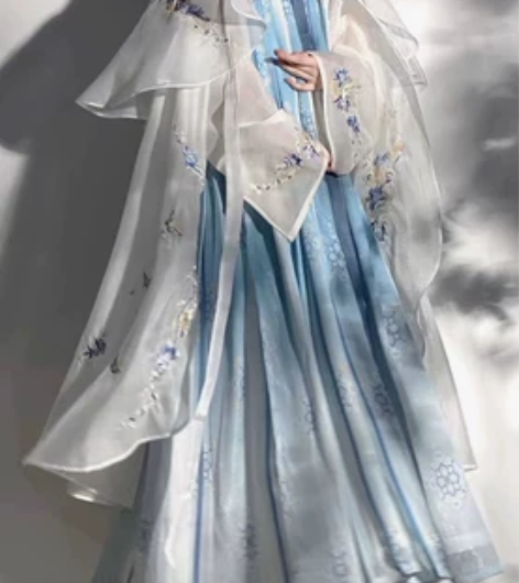 玉术家梦华汉服S码，全套188包邮 感兴趣...