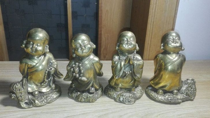 铜佛像,精铸小弥勒