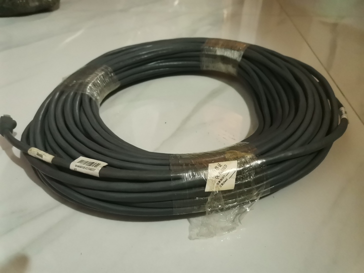 闲置网线，未使用过，大概有二十米。全新。不...