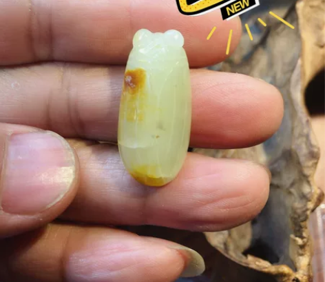 河磨玉，黄白河磨玉。 红山文化，玉蝉。一鸣...