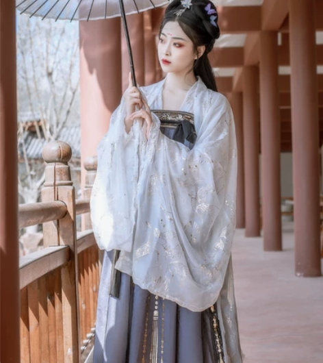 出艺缕云鹤汉服，无大袖衫，仅上衣加襦裙，裙...
