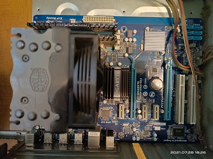 升级淘汰电脑配件羿龙965CPU、主板、显...