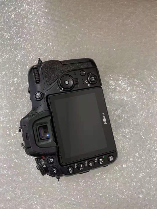 尼康d7500单机