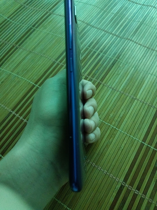 vivo，z1手机9成新，屏幕没有划痕，就...