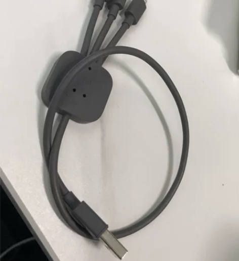 怪兽全新一拖三充电线（不是三合一数据线，只...