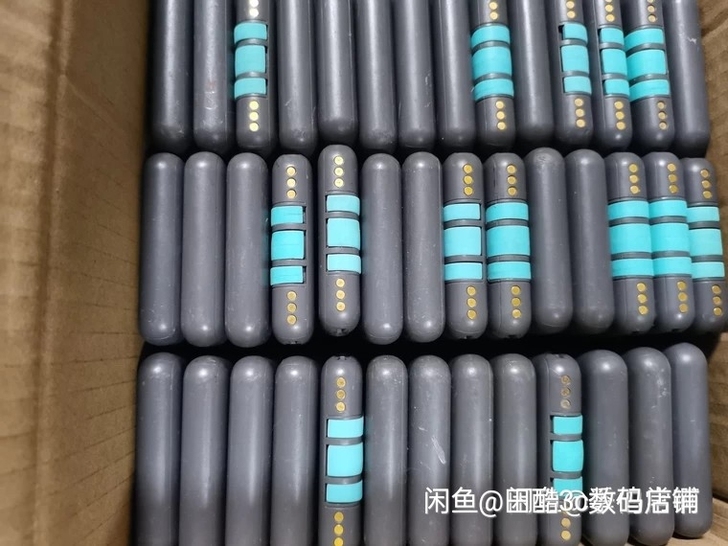 全国包邮八成新怪兽充电宝大量有货，三线合一...