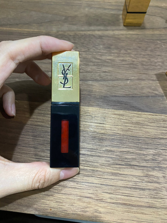 YSL口红 色号#46（试色见小红书）基本...
