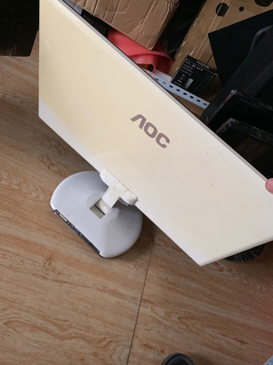 aoc20寸显示器,成色不错,支持dvi和...
