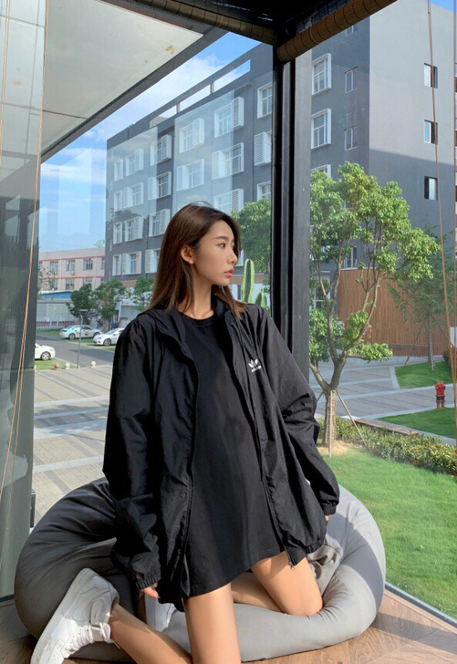 Adidas/三叶草防晒服外套，面料舒适柔...