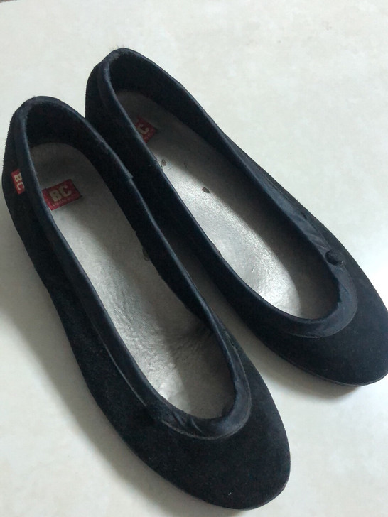 时尚舒服单鞋，翻皮绒。