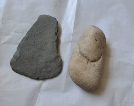 旧石器时代石头二块 感兴趣的话点“我想要”...