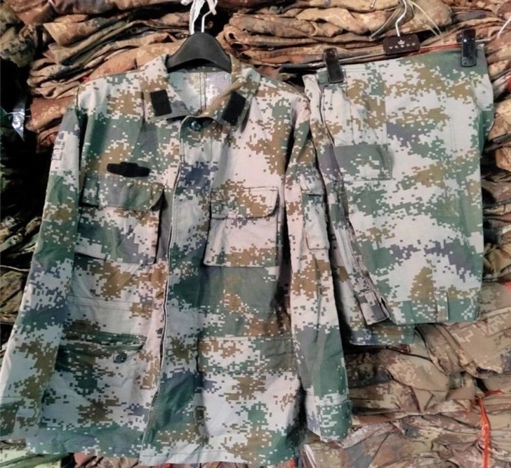 二手迷彩服 工作服，尺码齐全，保证正品。