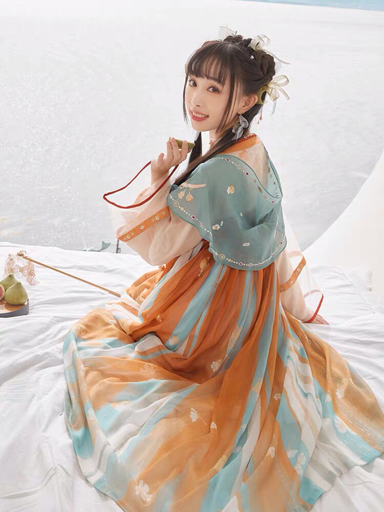 瑶妹同款汉服