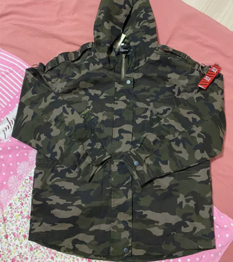 全新迷彩服 未剪吊牌,全新,仅试穿,还有一...