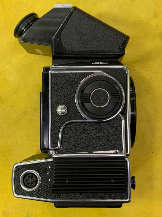 哈苏Hasselblad 555ELD 中...