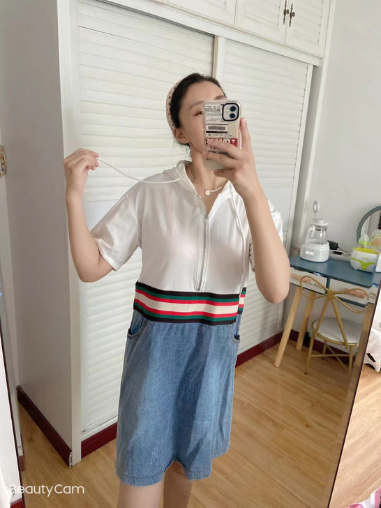 牛仔拼接连帽连衣裙女休闲运动风直筒裙子潮2...