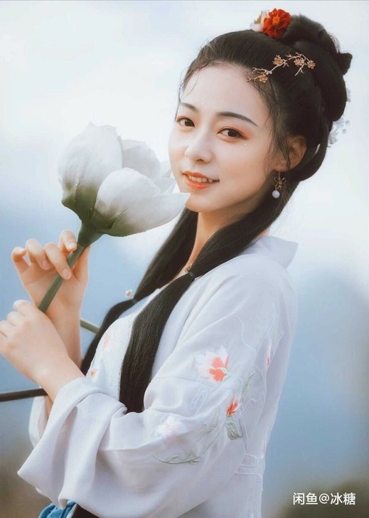 素羽华裳 蝶恋花是原创正品 整体效果显高...