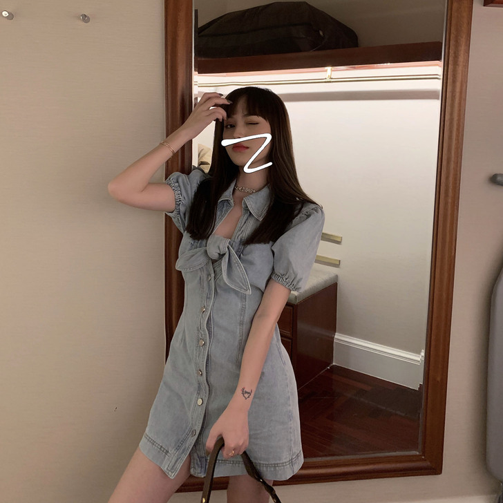 蓝色牛仔连衣裙女夏2020新款修身显瘦短袖...