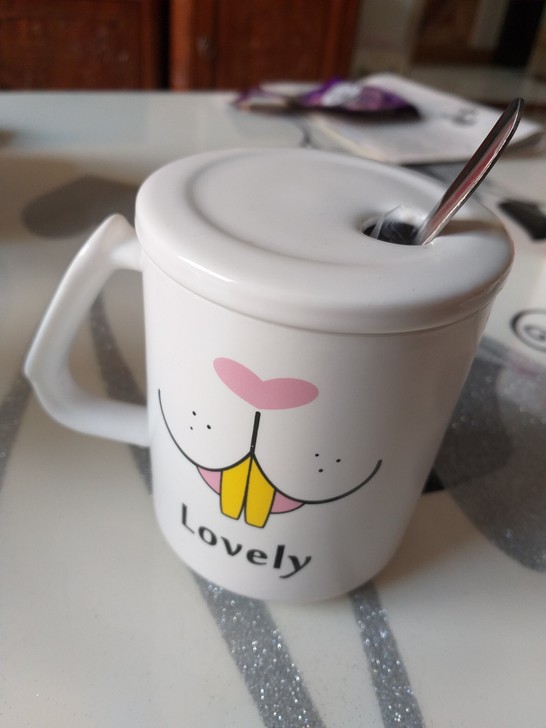 精美瓷杯子