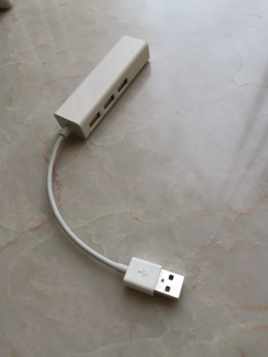 苹果电脑连学校或者单位那种大屏幕的转换器,...