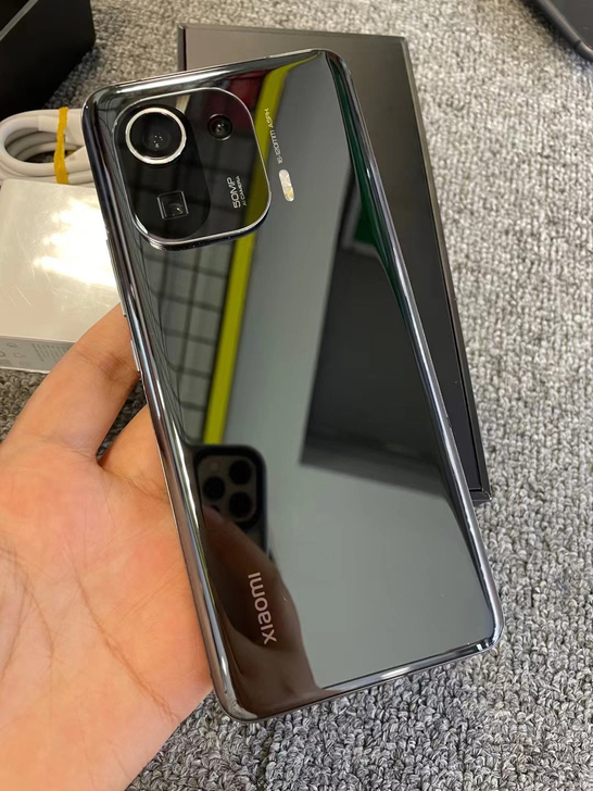 小米11pro 12256 激活2天，带原...