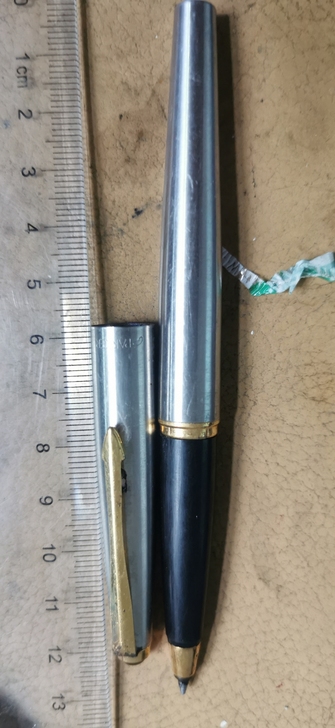 派克圆珠笔保真保真，笔夹腐蚀严重，看图为准