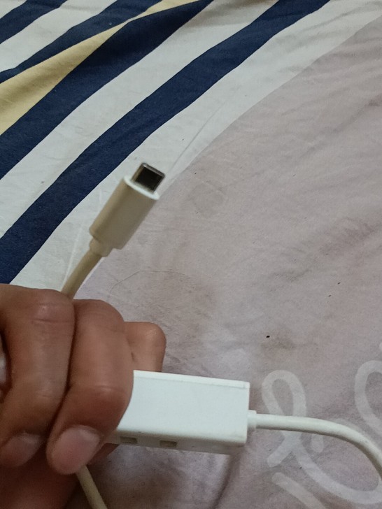 绿联网卡 type C扩展坞。