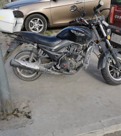 出售力帆150摩托车,公户2018的车,没...